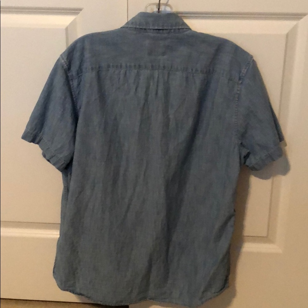 American Eagle short sleeve shirt - Picture 3 of 4